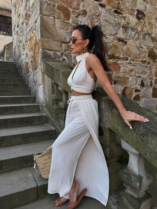 Maja Summer Trousers – wide-leg linen and viscose trousers with side slits, light beige