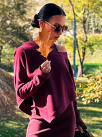 Asymmetric Senti Sweatshirt – Burgundy